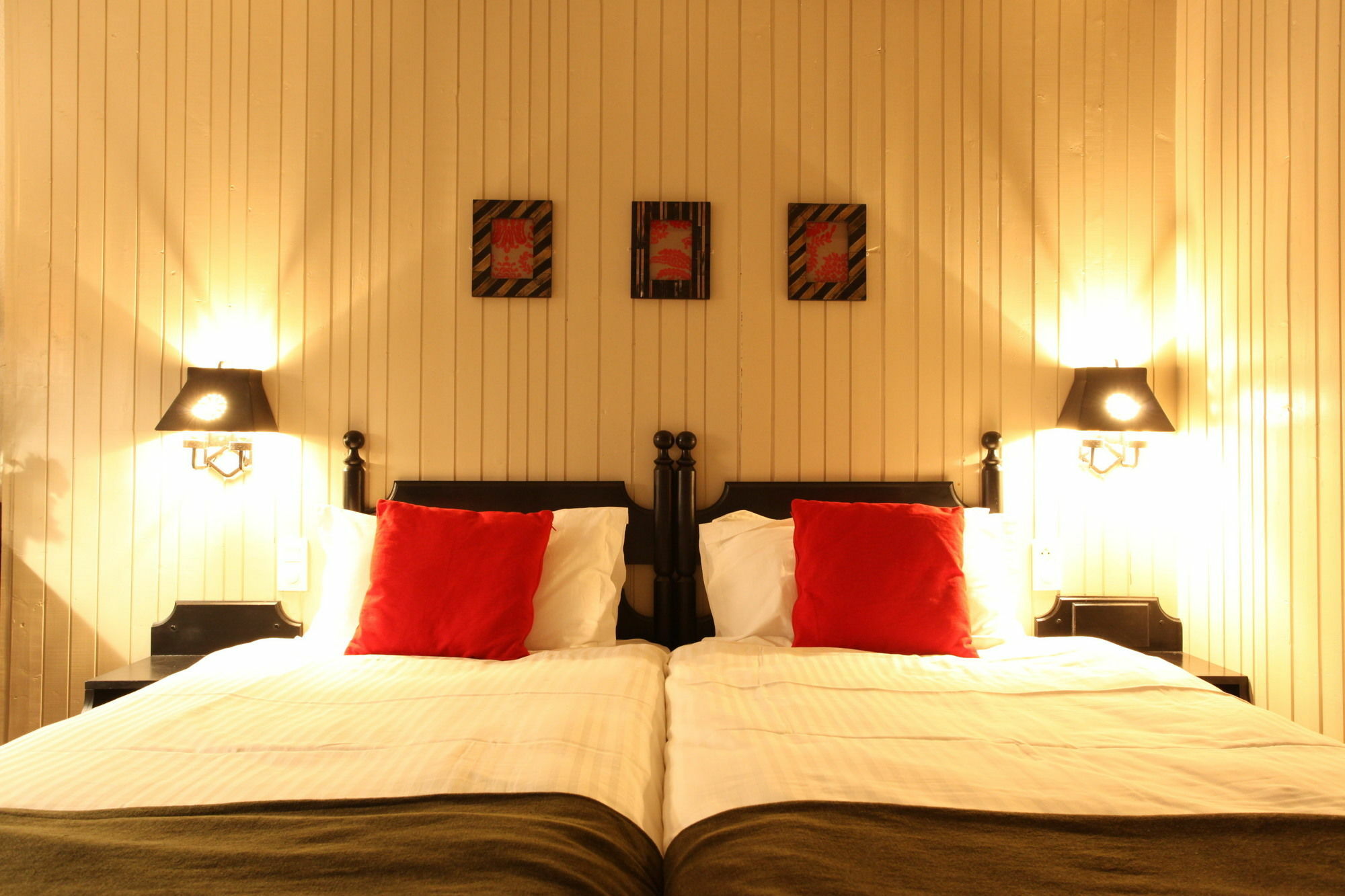 Chalet Hotel Le Val D'Isere ภายนอก รูปภาพ