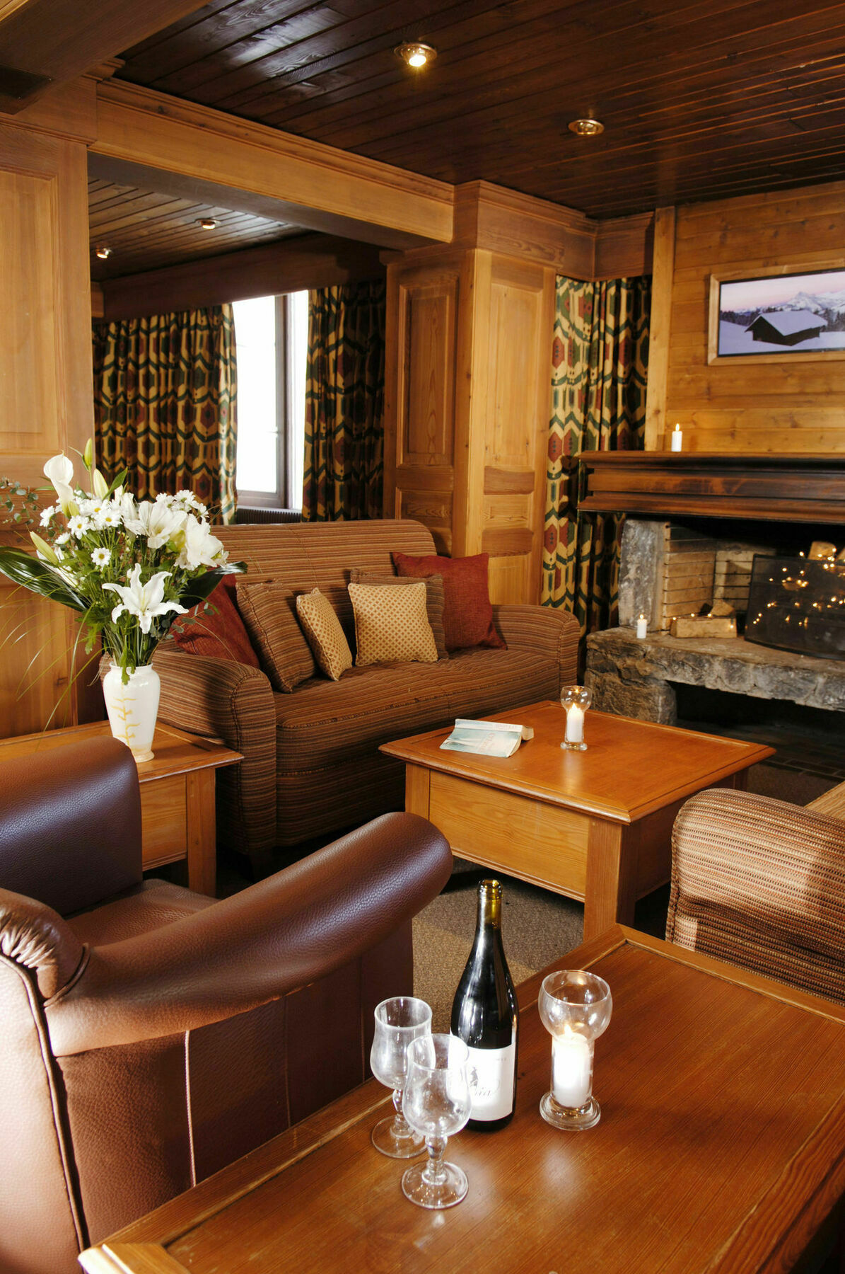 Chalet Hotel Le Val D'Isere ภายนอก รูปภาพ